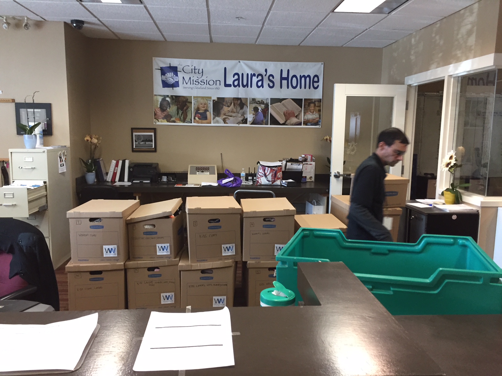 LAURA’S HOME DONATIONS – Winter Warmth Mission